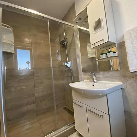 San Jose Apartment *